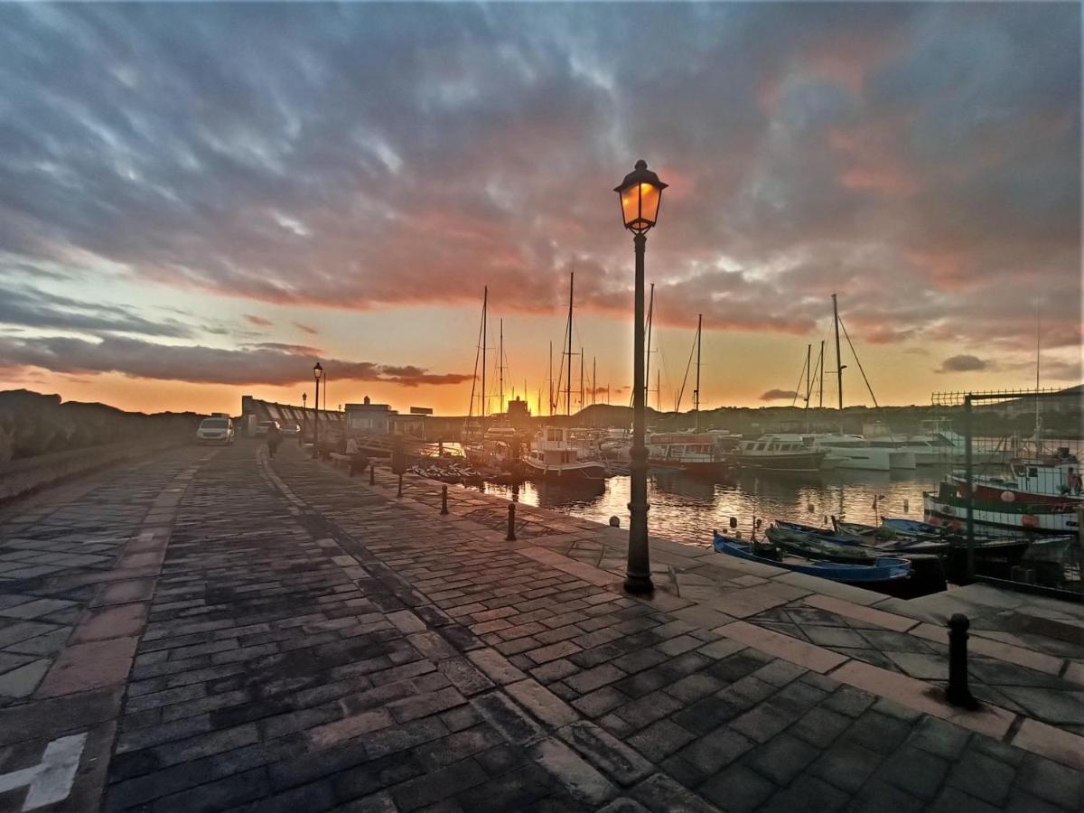 Sunny-Harbour Daire Arona  Dış mekan fotoğraf